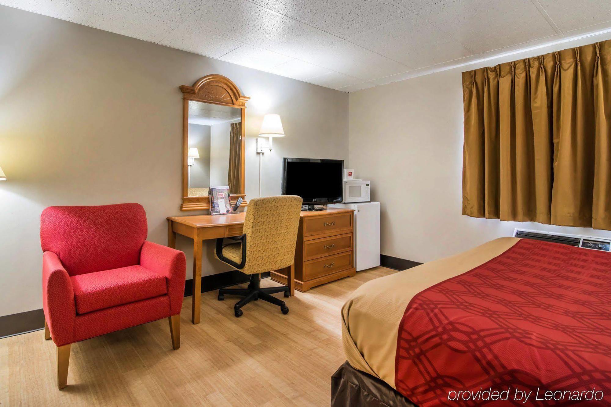 Econo Lodge New Paltz Extérieur photo