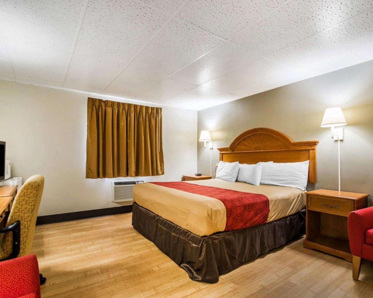 Econo Lodge New Paltz Extérieur photo
