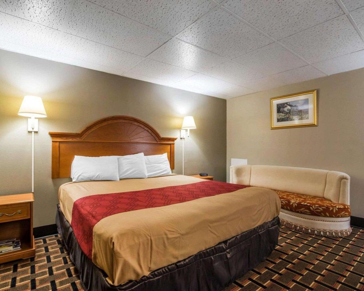 Econo Lodge New Paltz Extérieur photo